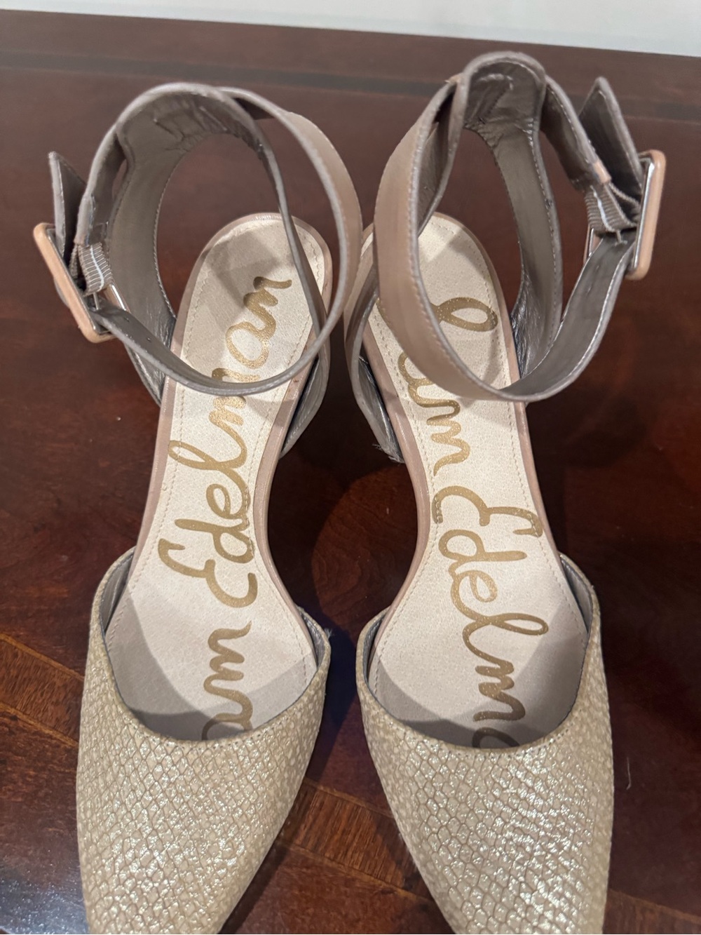 Sam Edelman Elegant Women's Ankle-Strap Pumps in Pearl Beige Size 8 - Picture 2 of 6